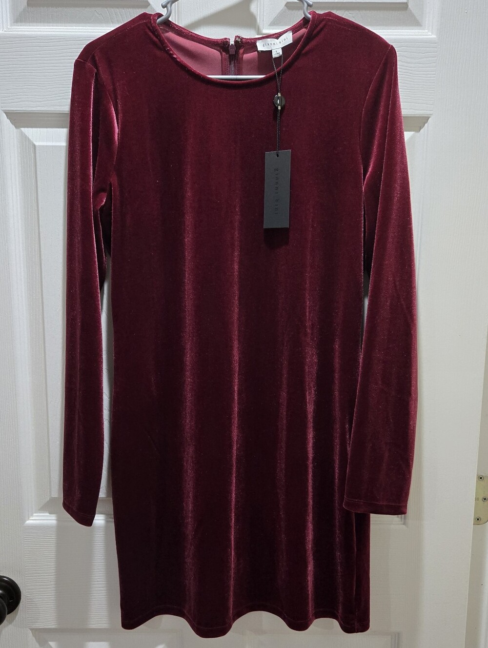 Gianni Bini Burgundy Velvet Long Sleeve Shift Dress. Large. NWT.